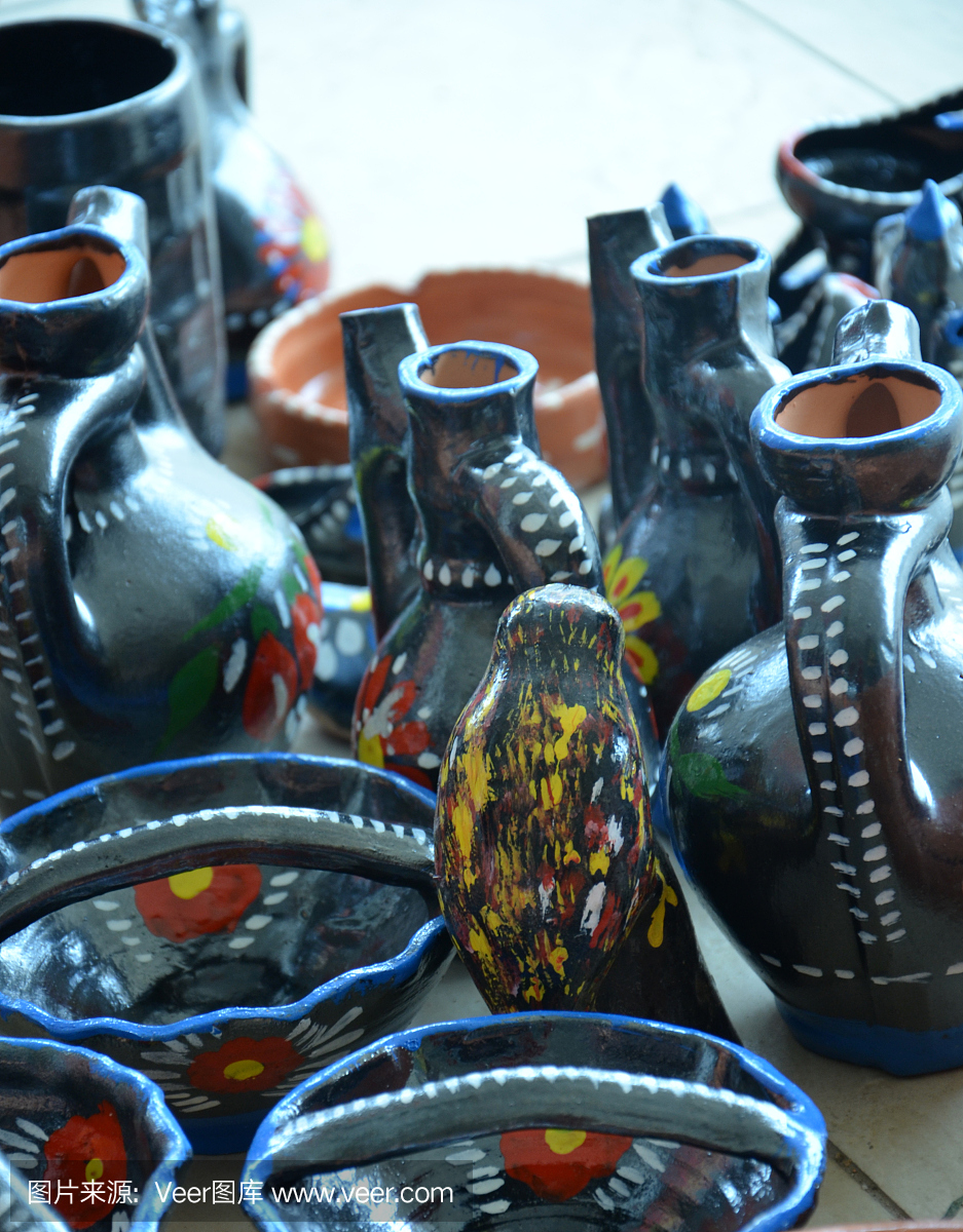马其顿的陶器市场销售